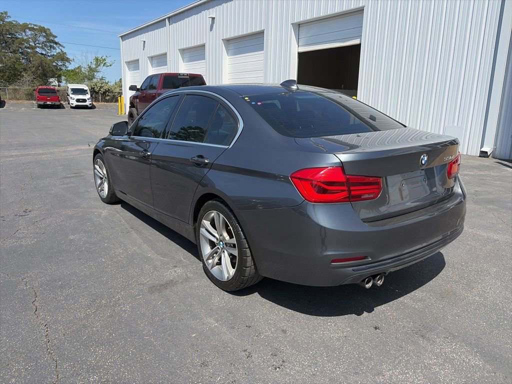 Used 2018 BMW 330i Sedan image 4