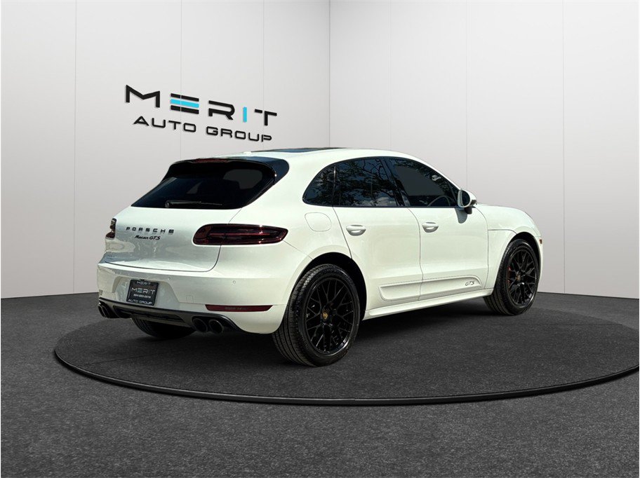 Used 2018 Porsche Macan GTS AWD/4WD image 9