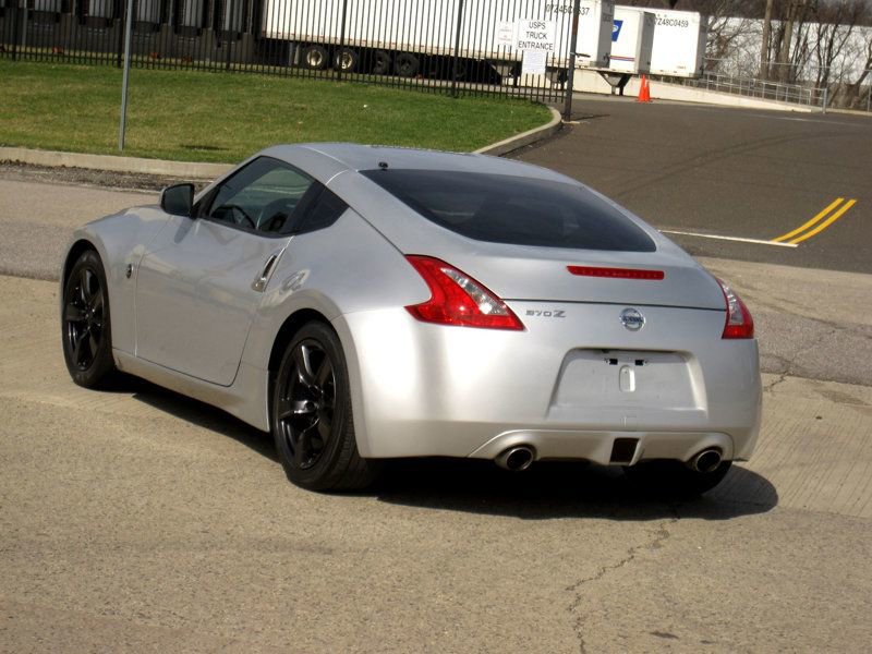 Used 2009 Nissan 370Z Coupe image 13
