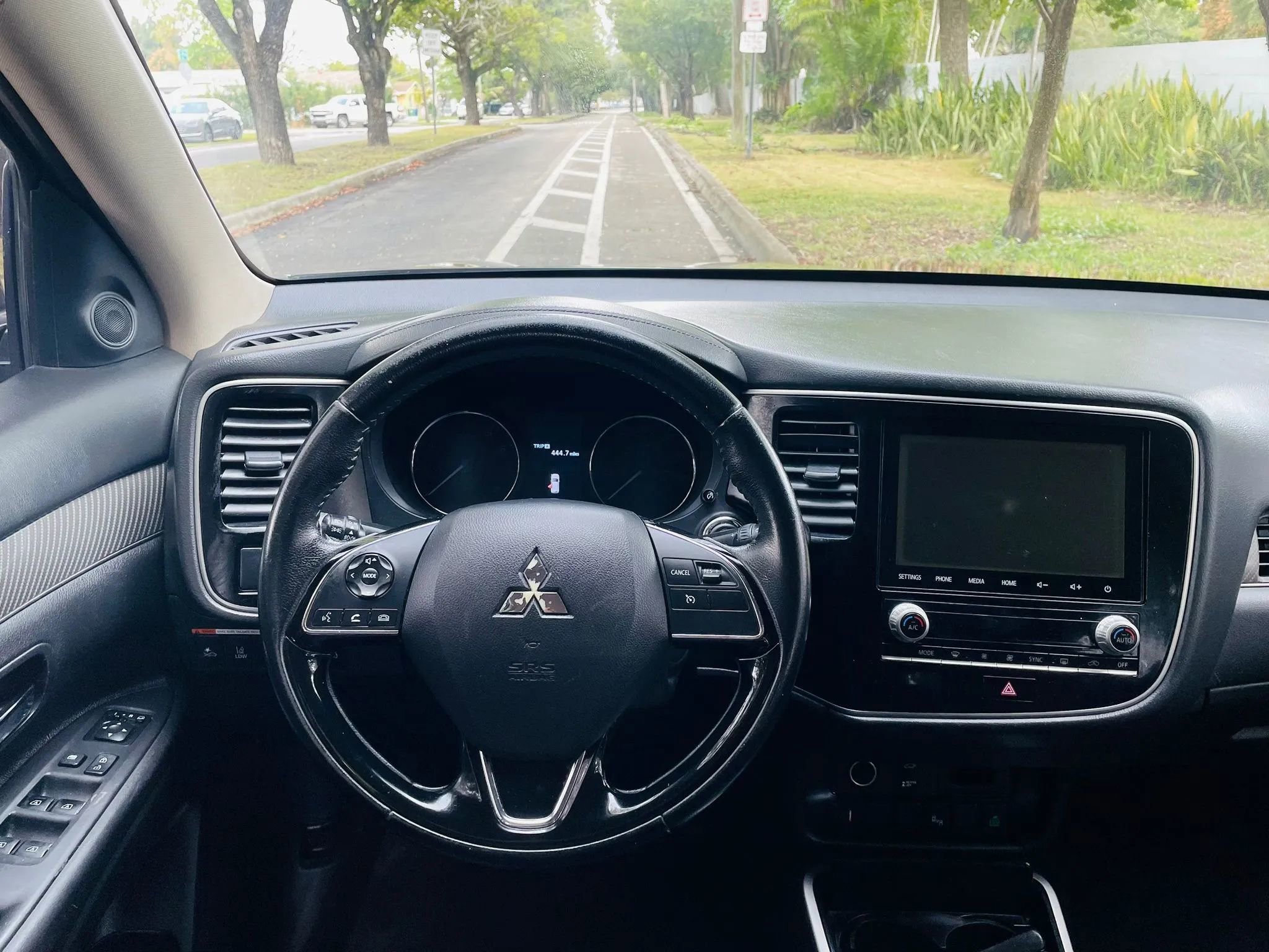 Used 2020 Mitsubishi Outlander SEL FWD image 12