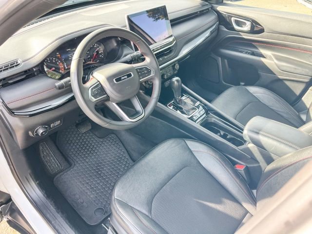 Used 2024 Jeep Compass Trailhawk AWD/4WD image 15