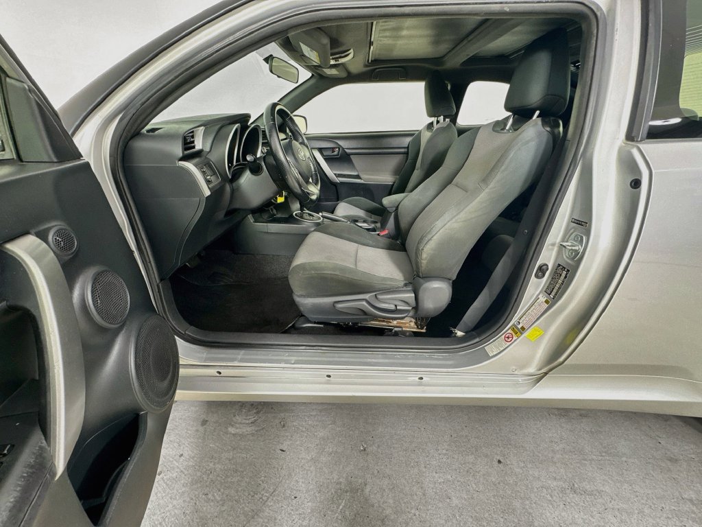 Used 2014 Scion tC FWD image 22