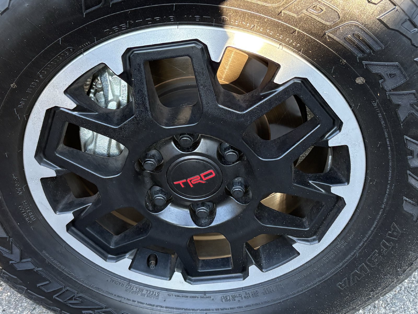 Used 2026 Toyota Tacoma TRD Off-Road w/ TRD Off Road Premium Package AWD/4WD image 4