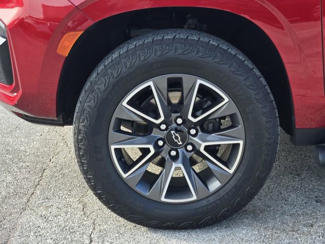 Used 2024 Chevrolet Tahoe Z71 w/ Luxury Package image 11