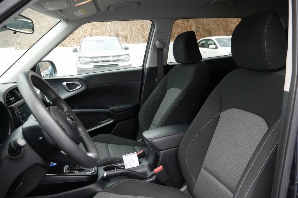 Used 2021 Kia Soul S image 9