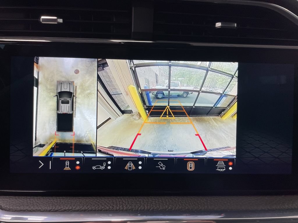 Used 2024 GMC Sierra 3500 Denali AWD/4WD image 58