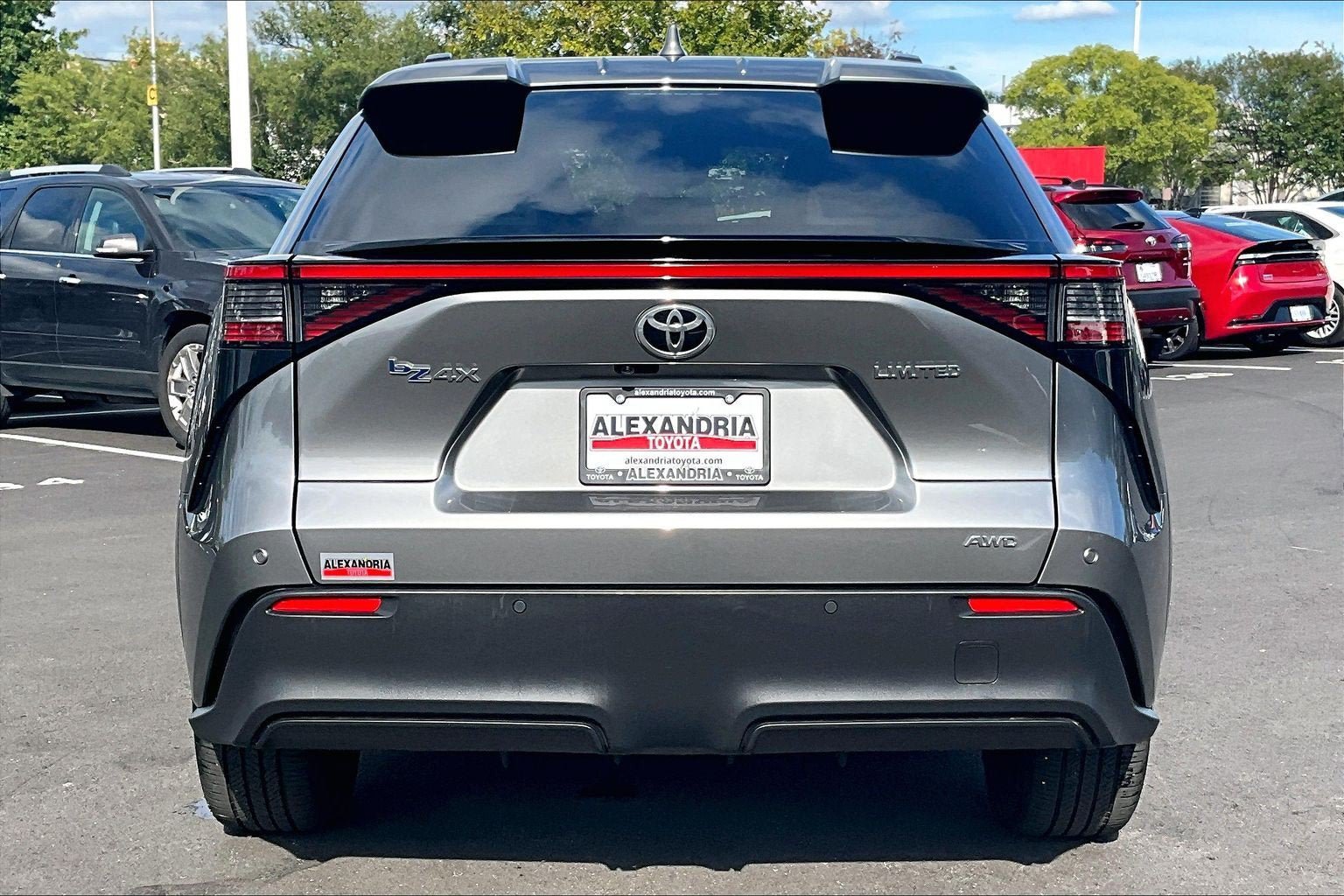 Used 2023 Toyota bZ4X AWD w/ Weather Package image 4