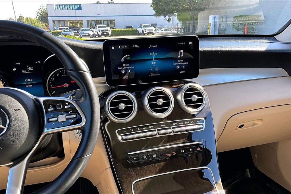 Used 2021 Mercedes-Benz GLC 300 image 9