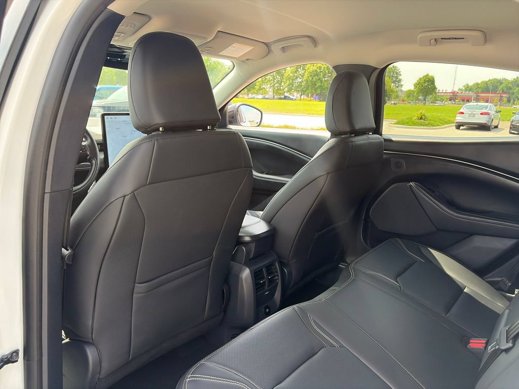 Used 2025 Ford Mustang Mach-E Premium AWD/4WD image 26