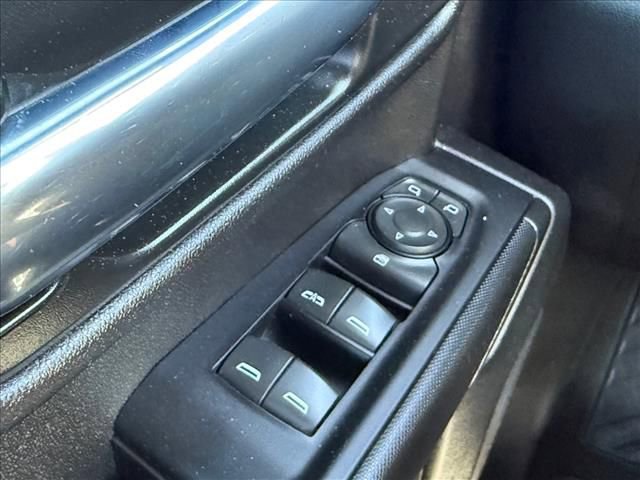 Used 2022 Chevrolet Silverado 1500 Custom RWD image 24