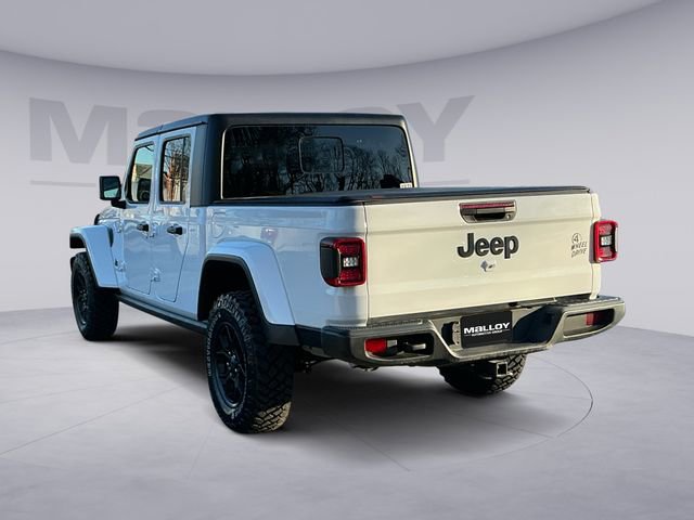 Used 2024 Jeep Gladiator Sport image 3