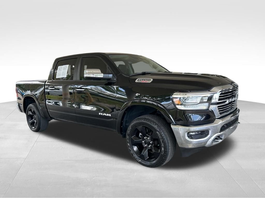 Used 2022 RAM 1500 Laramie AWD/4WD image 2