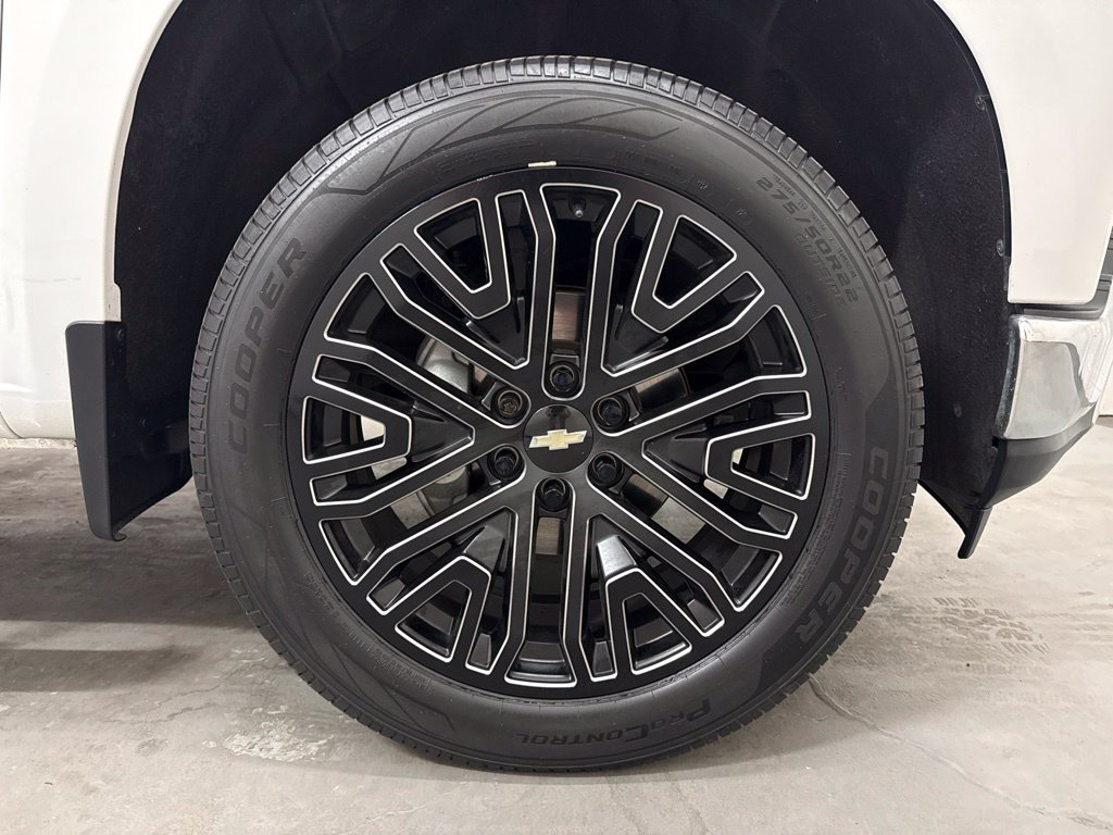 Used 2020 Chevrolet Silverado 1500 LTZ w/ LTZ Plus Package AWD/4WD image 49