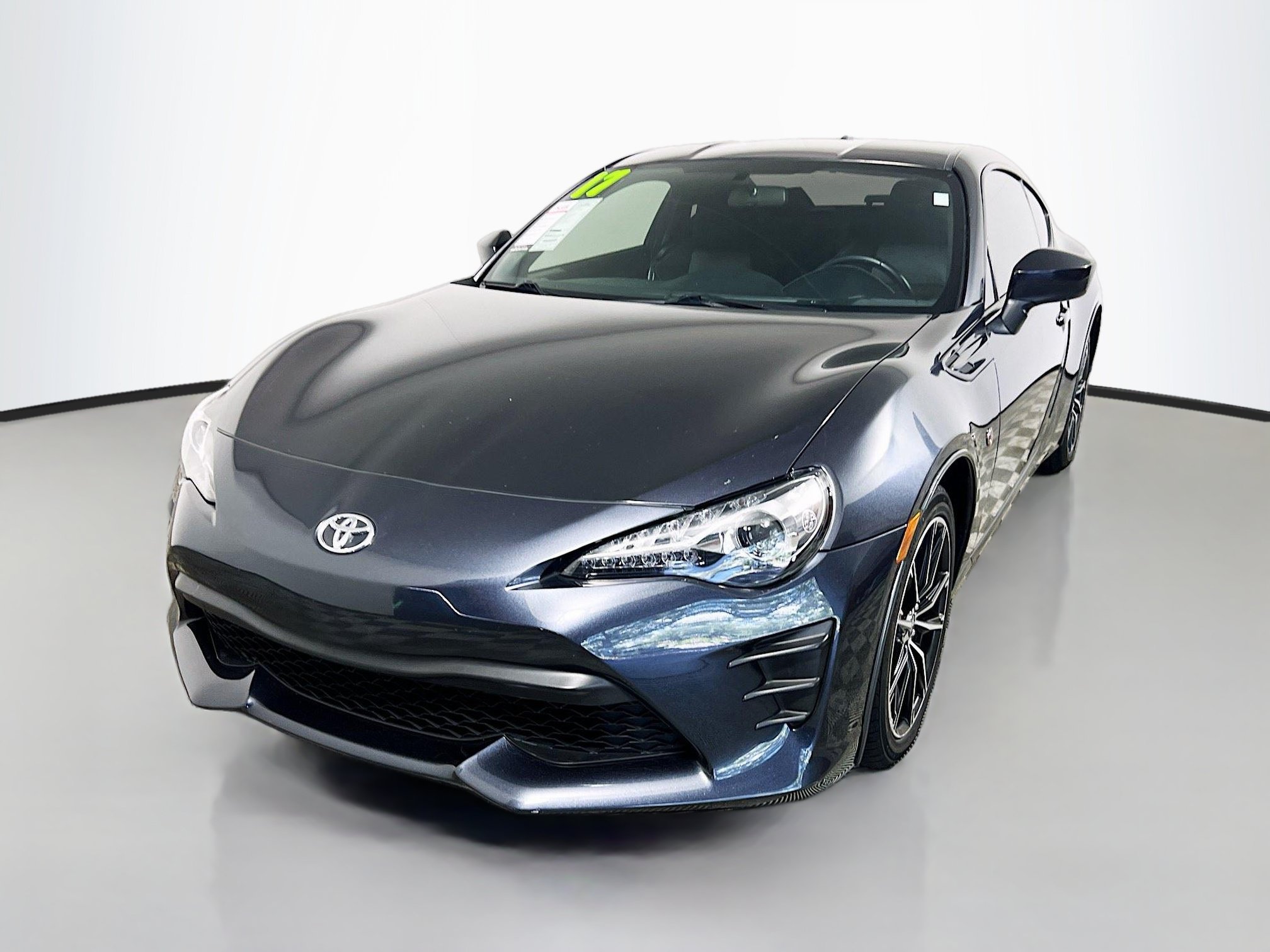 Used 2017 Toyota 86 RWD image 10