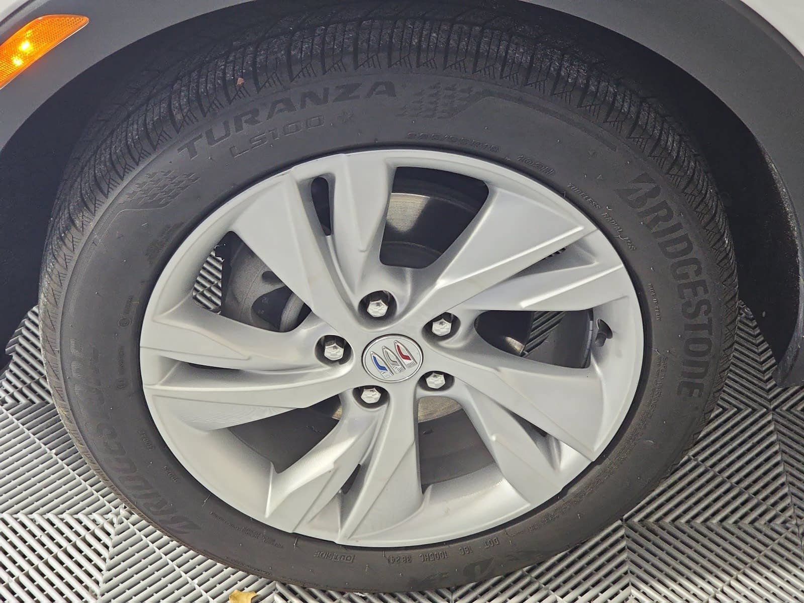 Used 2024 Buick Encore GX Preferred FWD image 10