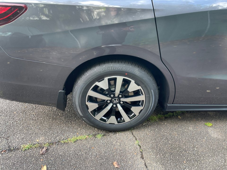 New 2026 Honda Odyssey EX-L image 23