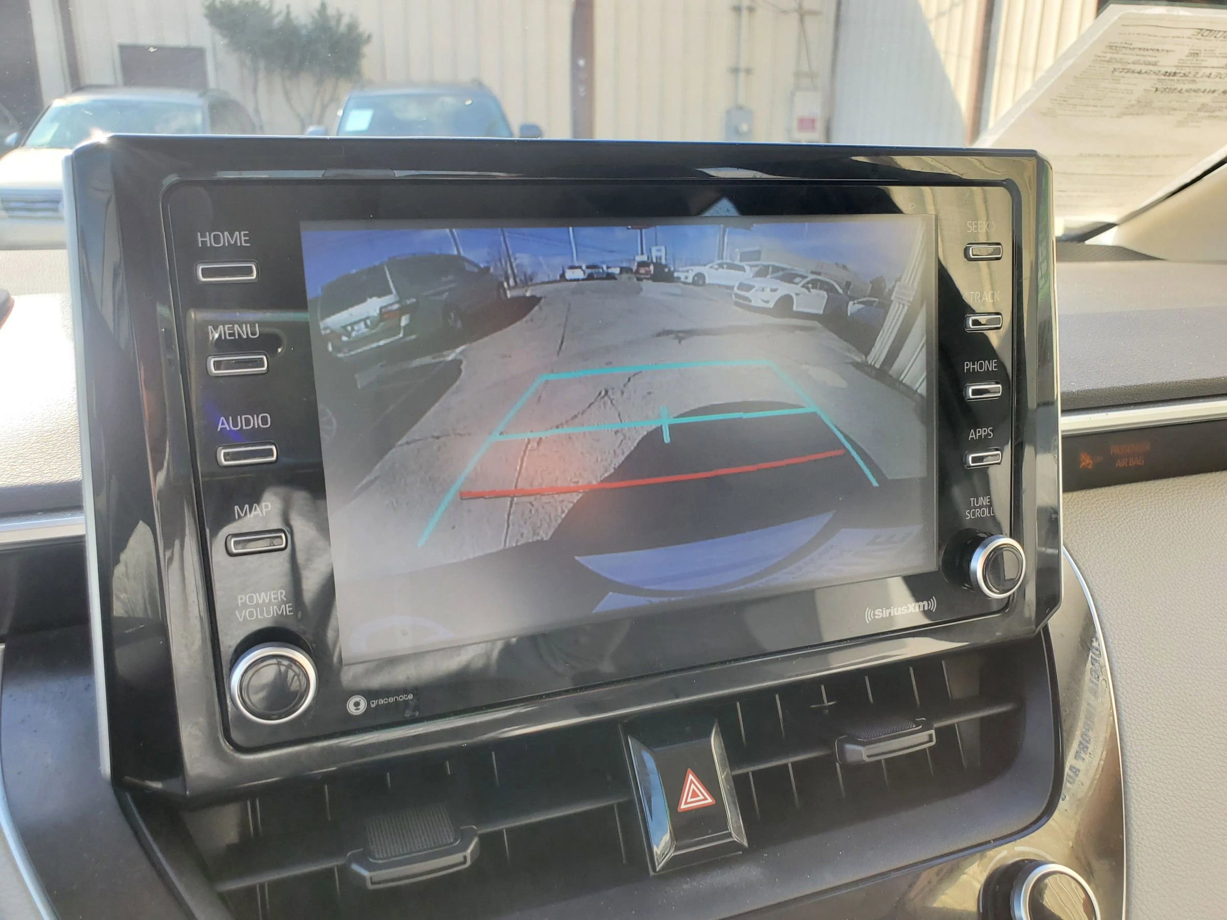 Used 2021 Toyota Corolla LE FWD image 45