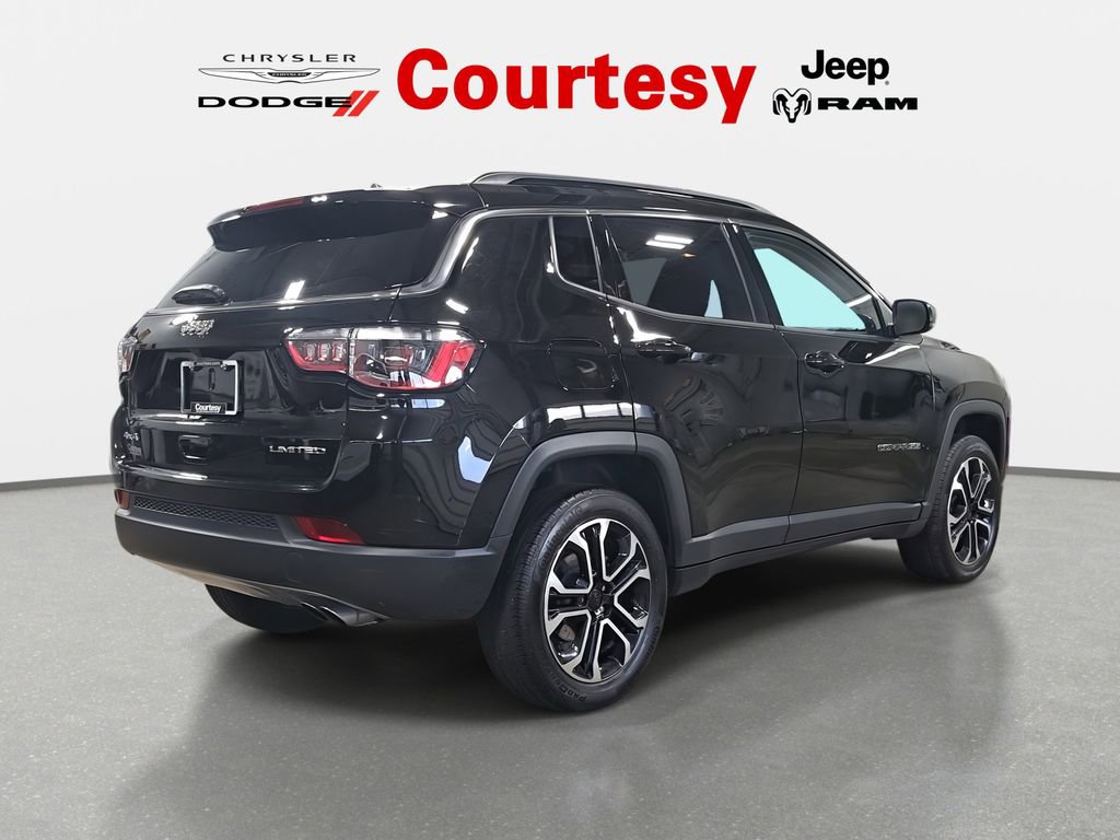 Certified 2022 Jeep Compass Limited AWD/4WD image 5