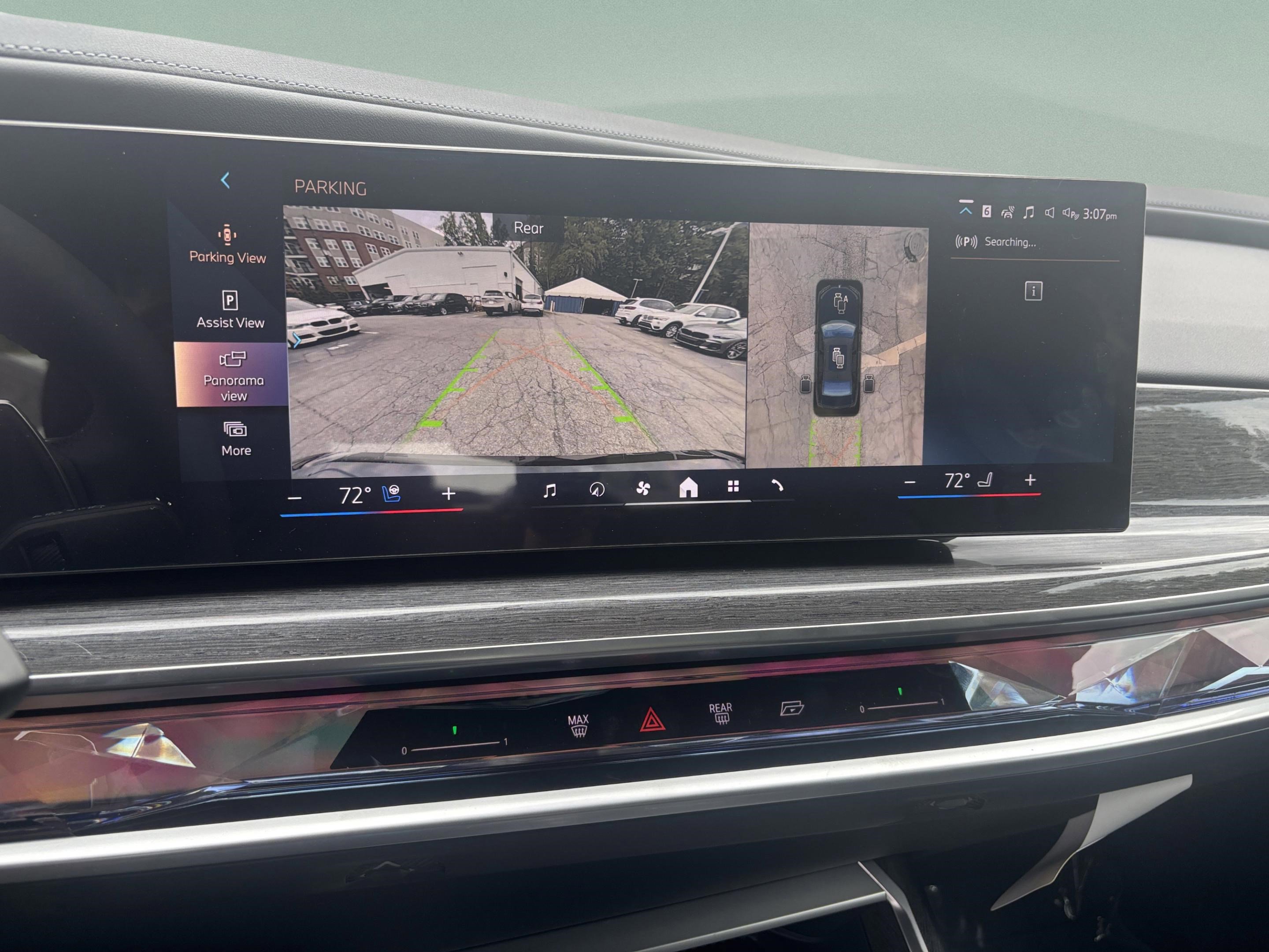 New 2026 BMW 750e xDrive image 15