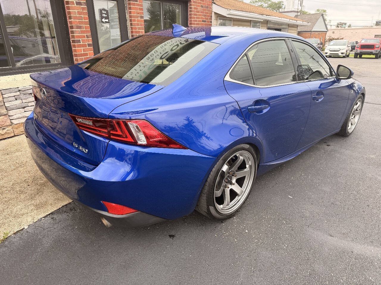 Used 2016 Lexus IS 350 w/ F Sport Package RWD image 7