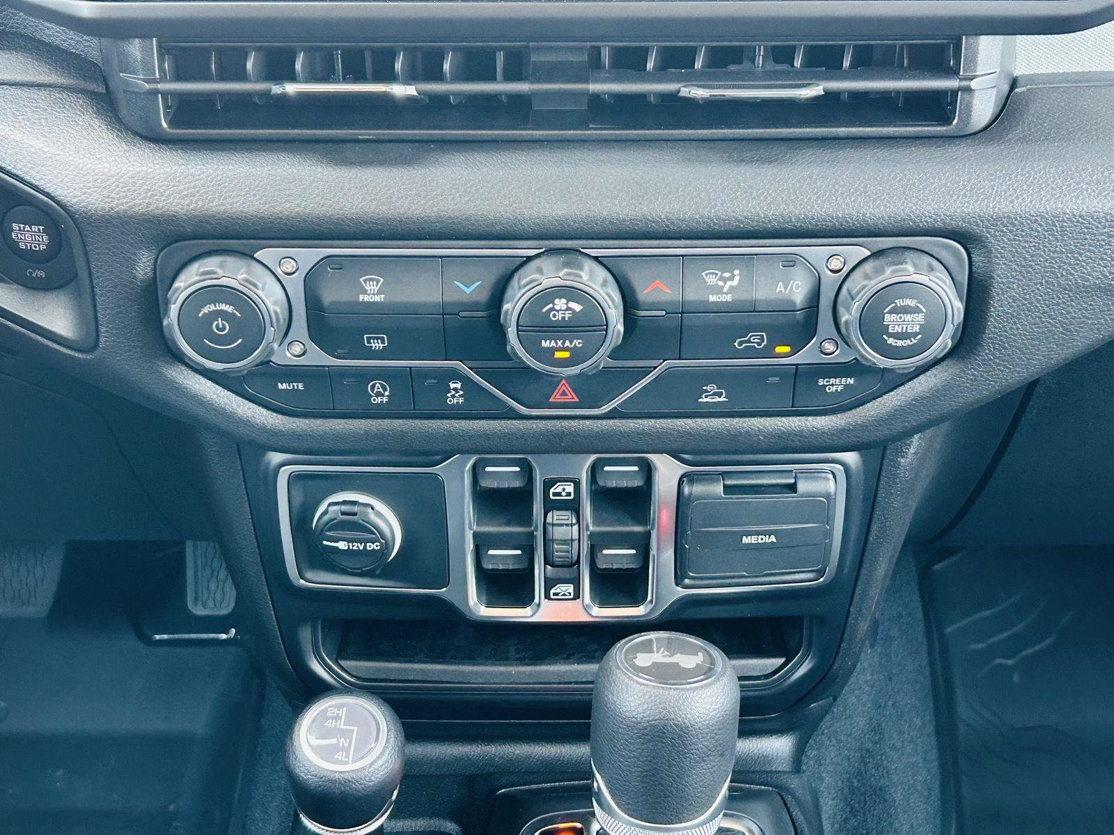 New 2026 Jeep Wrangler Unlimited Sport AWD/4WD image 18