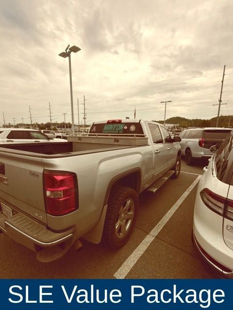 Used 2015 GMC Sierra 1500 SLE w/ SLE Value Package AWD/4WD image 5