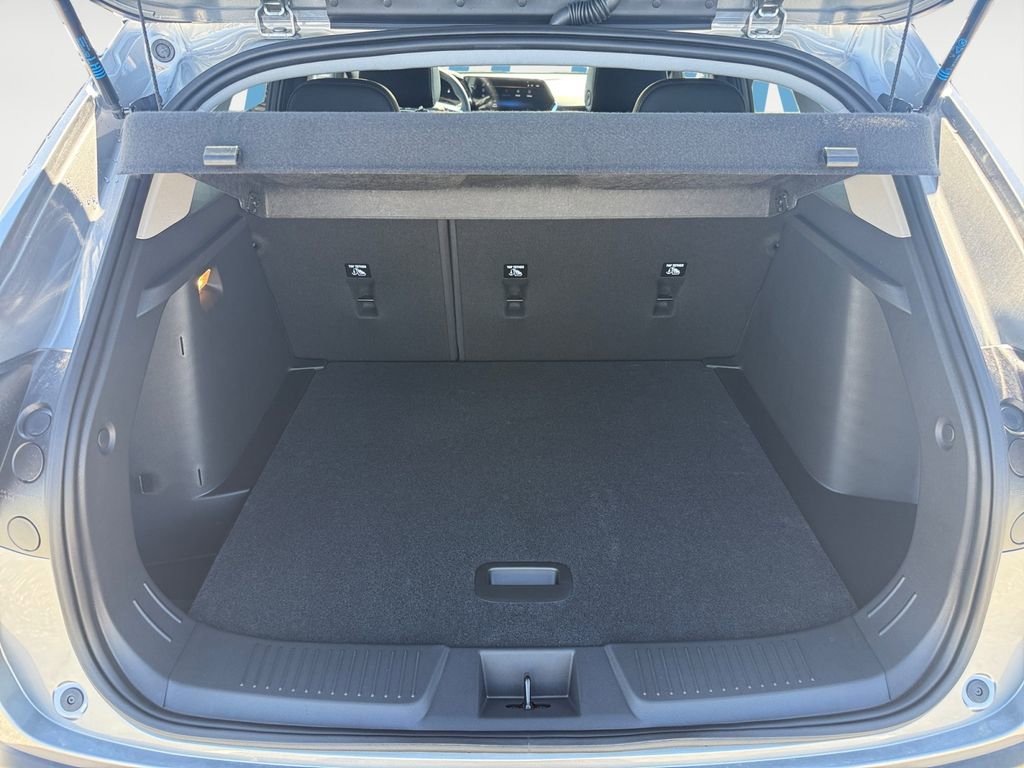 New 2026 Chevrolet Trax LT w/ Sunroof Package image 17