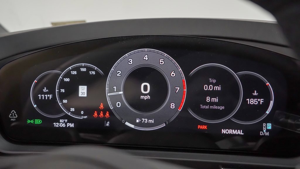 New 2025 Porsche Cayenne Coupe image 26