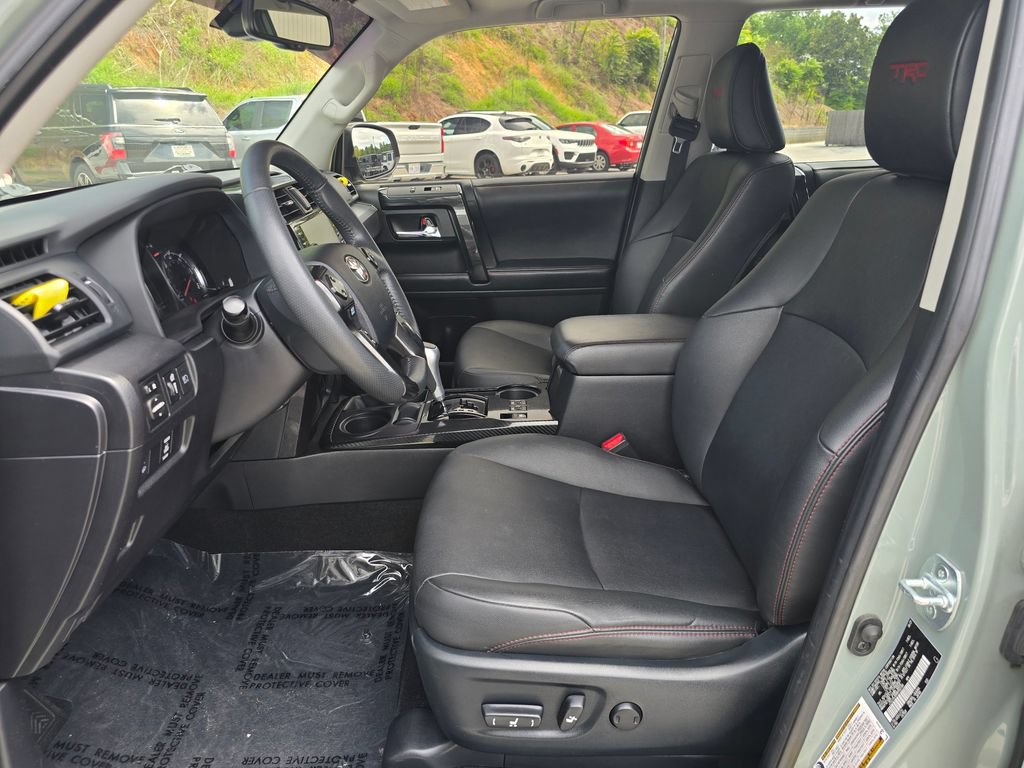 Used 2021 Toyota 4Runner TRD Pro AWD/4WD image 4