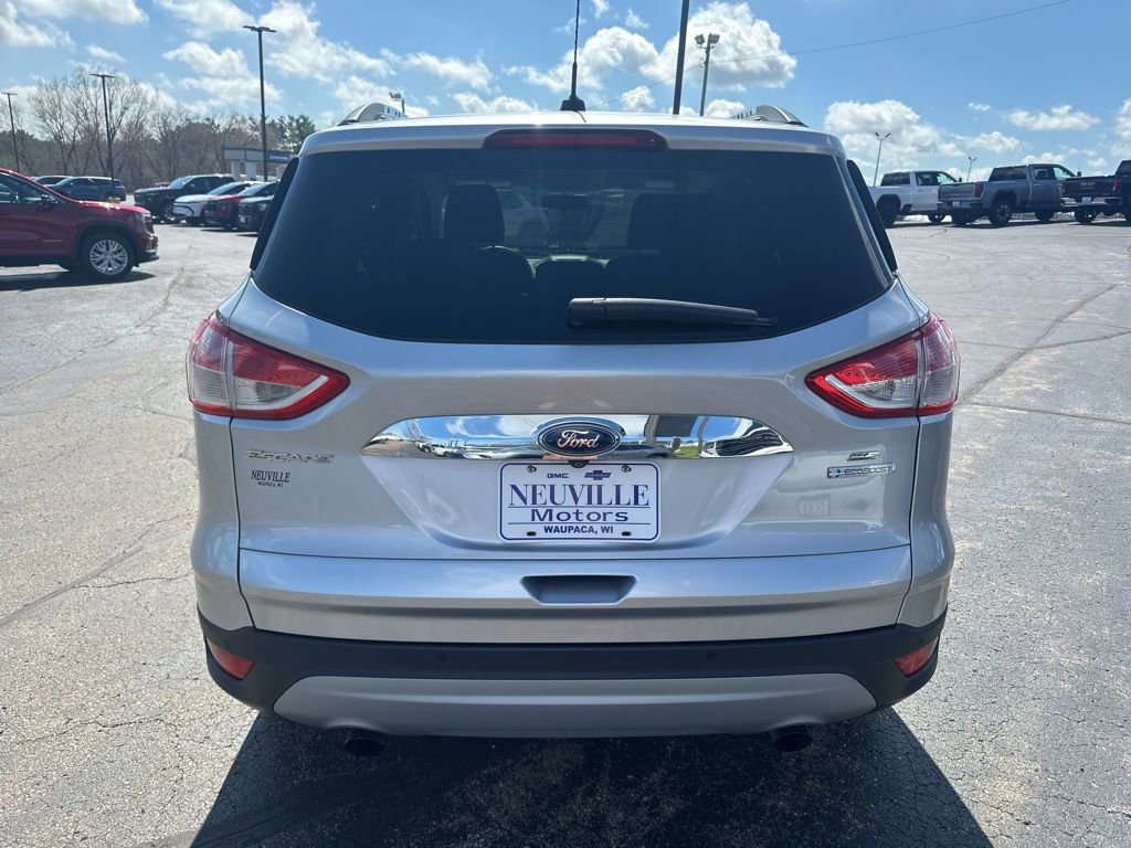 Used 2014 Ford Escape SE w/ SE Chrome Package image 4