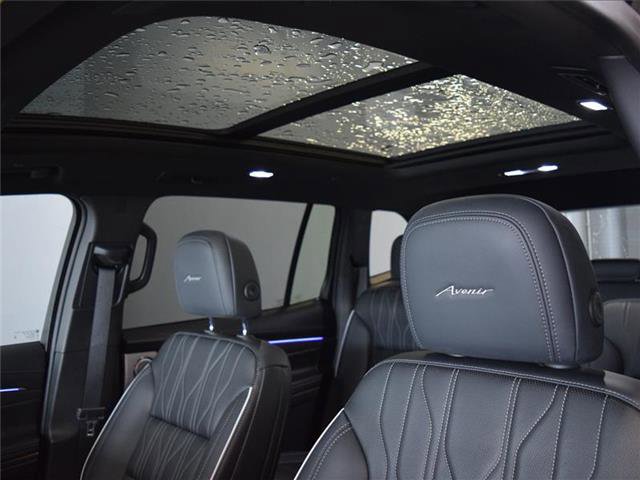 Used 2025 Buick Enclave Avenir w/ Trailering Package, 5000 lbs. image 18