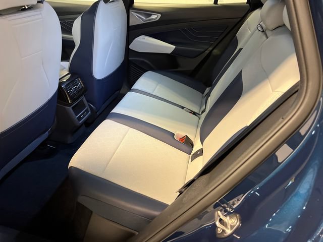 Certified 2023 Volkswagen ID.4 S RWD image 17