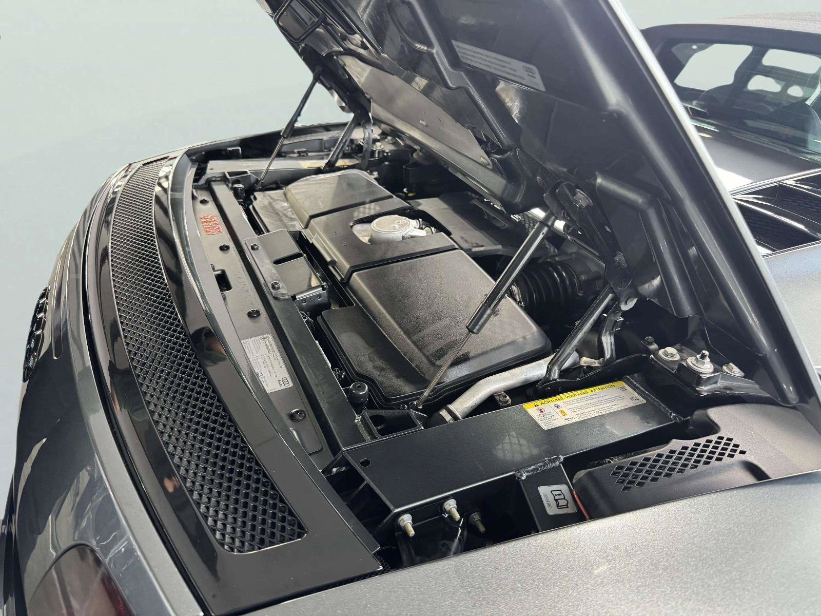 Used 2014 Audi R8 V10 AWD/4WD image 51