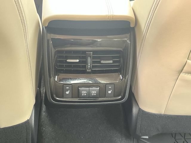 Used 2020 Toyota Avalon Limited w/ Advanced Safety Package FWD image 17