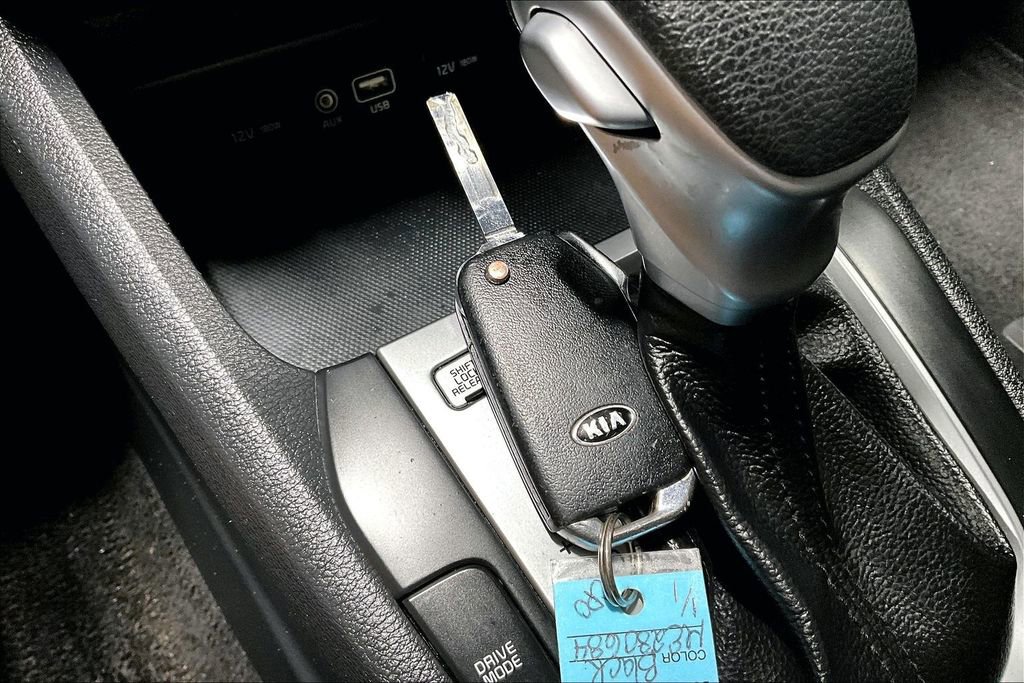 Used 2021 Kia Forte LXS FWD image 13