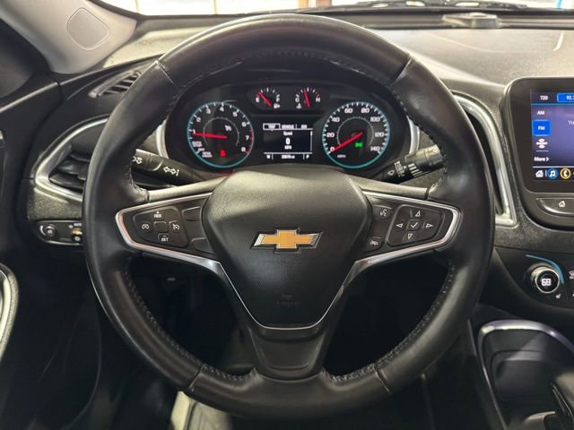 Used 2021 Chevrolet Malibu LT w/ Redline Edition image 18