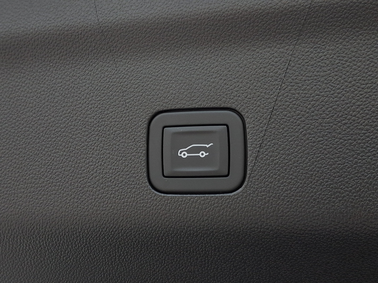 Used 2025 Chevrolet Tahoe High Country AWD/4WD image 33