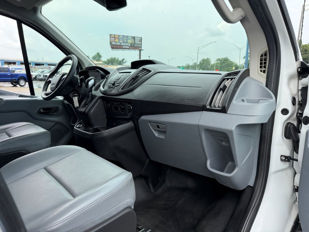 Used 2019 Ford Transit 150 130 Low Roof RWD image 23
