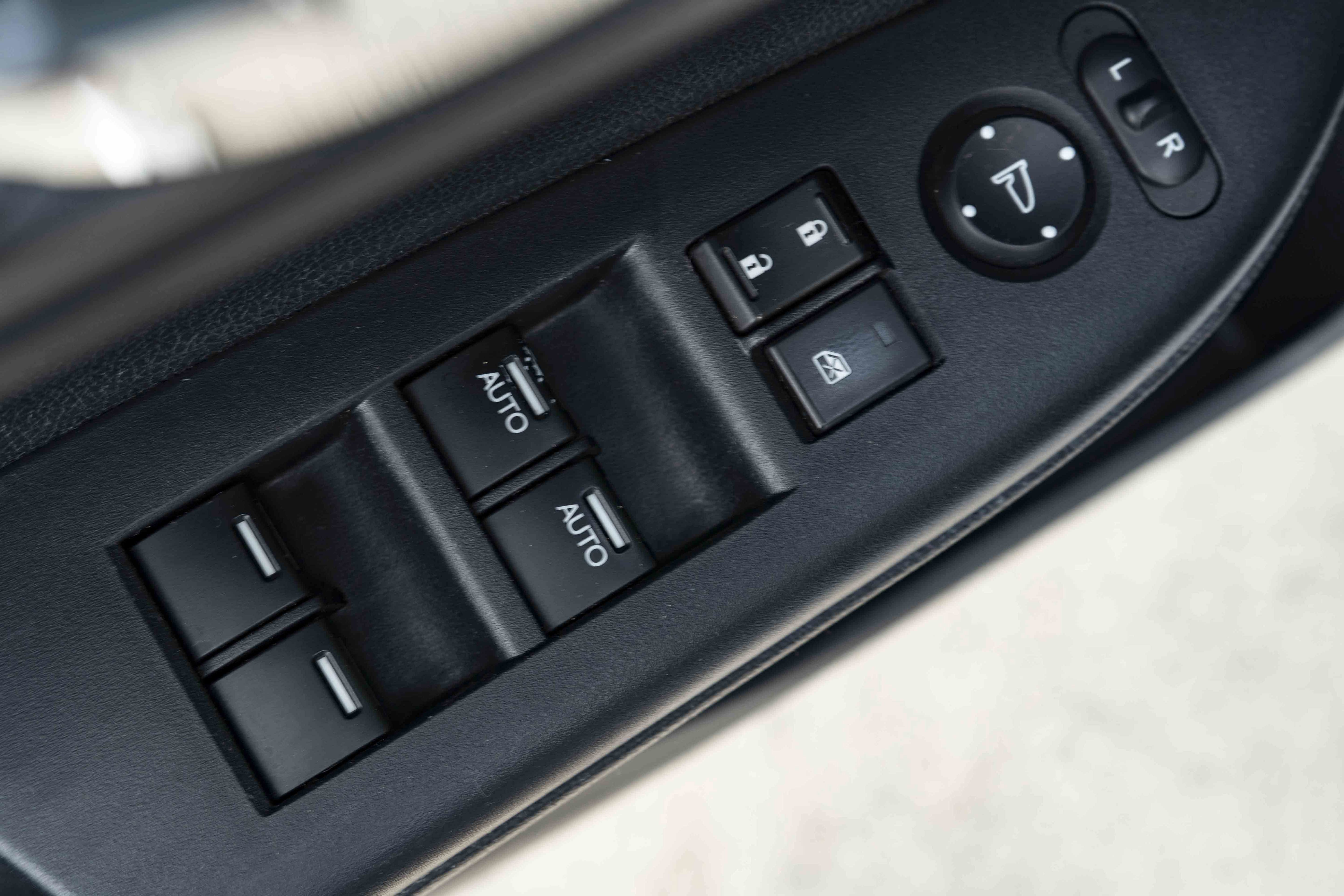 Used 2015 Honda Accord EX-L image 39