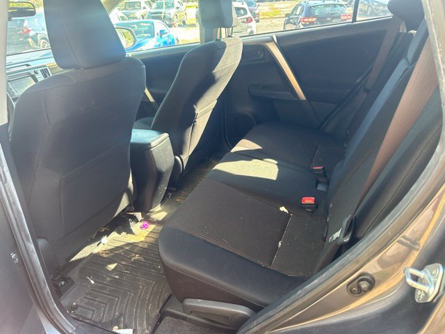 Used 2015 Toyota RAV4 LE AWD/4WD image 12
