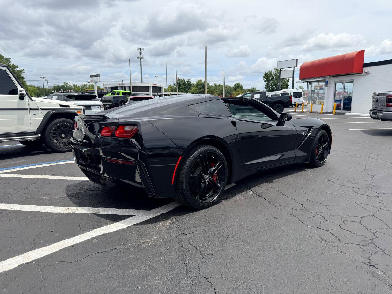 Used 2017 Chevrolet Corvette Stingray Coupe w/ 1LT RWD image 47
