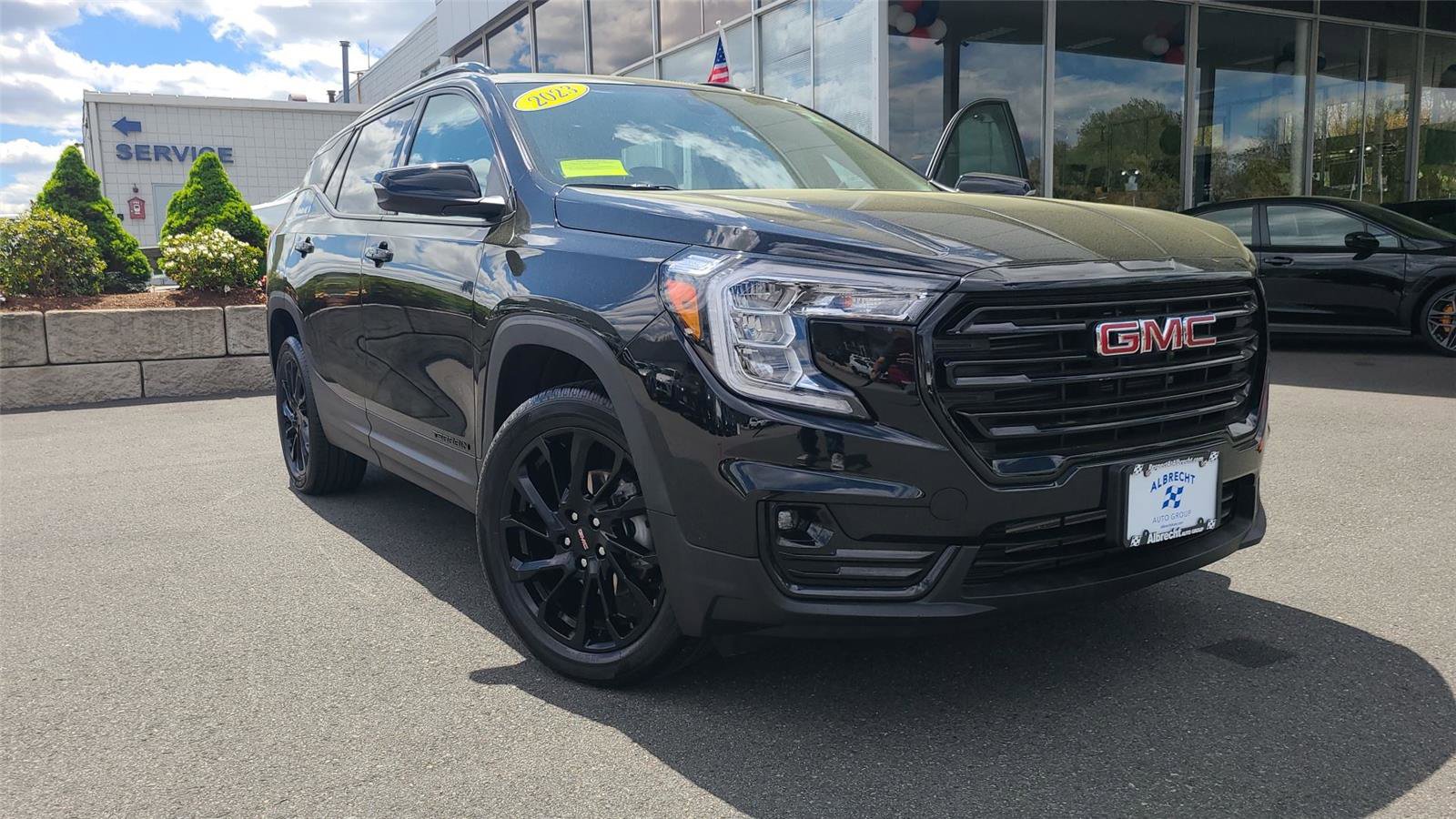 Used 2023 GMC Terrain SLT w/ Elevation Edition