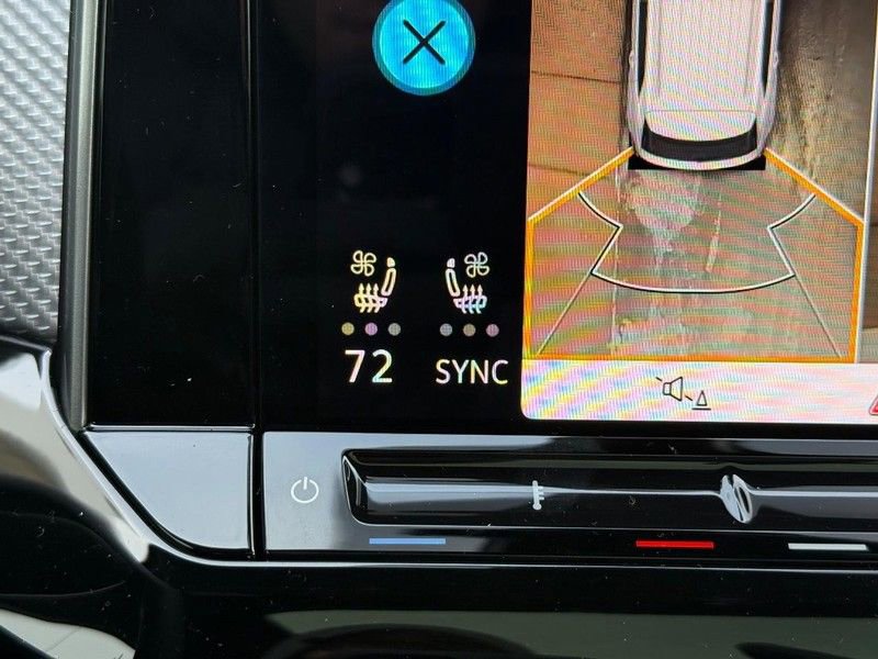 New 2026 Volkswagen Atlas Cross Sport SEL Premium R-Line image 14