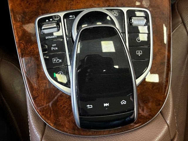 Used 2019 Mercedes-Benz E 300 4MATIC w/ Driver Assistance Package image 26