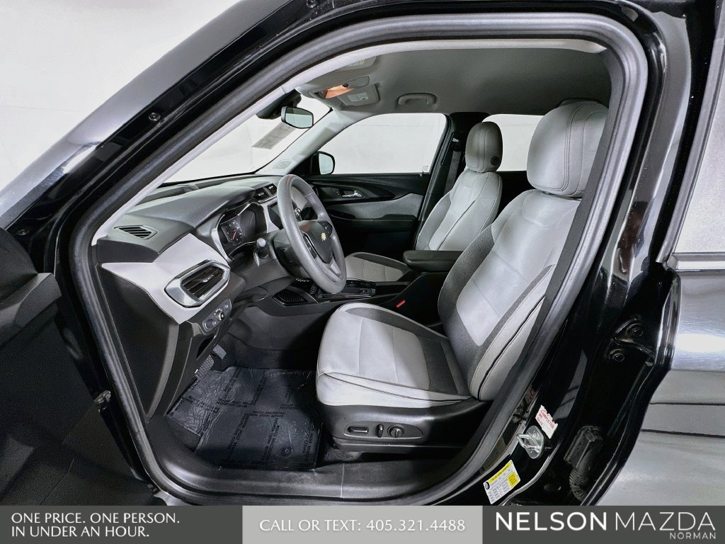 Used 2021 Chevrolet TrailBlazer LT AWD/4WD image 12