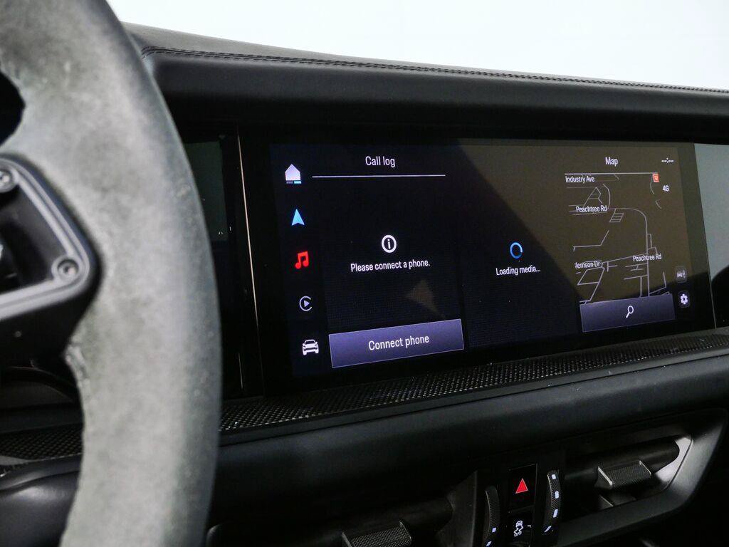 Certified 2025 Porsche Cayenne GTS AWD/4WD image 18