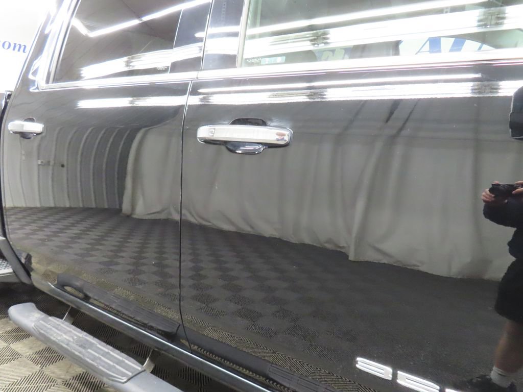 Used 2022 GMC Sierra 3500 SLT w/ X31 Off-Road Package image 27