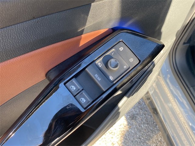 Used 2021 Volkswagen ID.4 Pro S w/ ID.4 Protection Package image 20