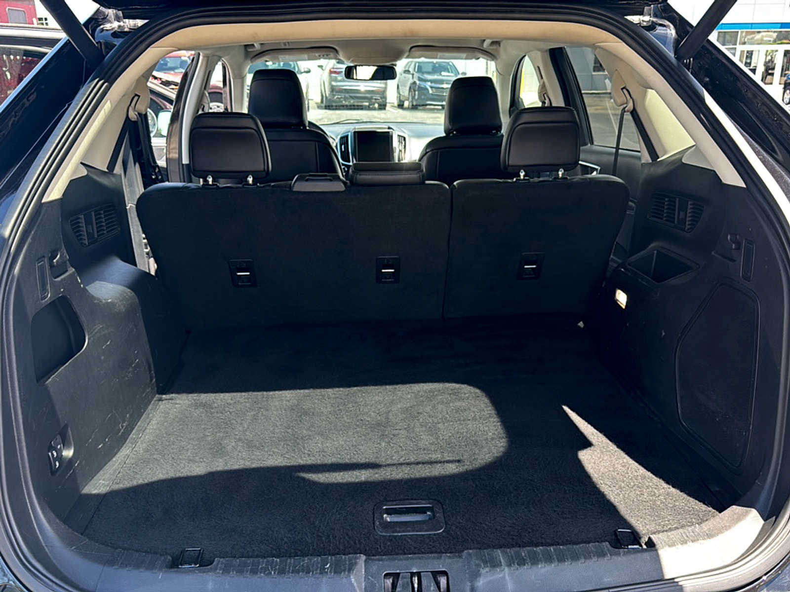 Used 2024 Ford Edge Titanium AWD/4WD image 23