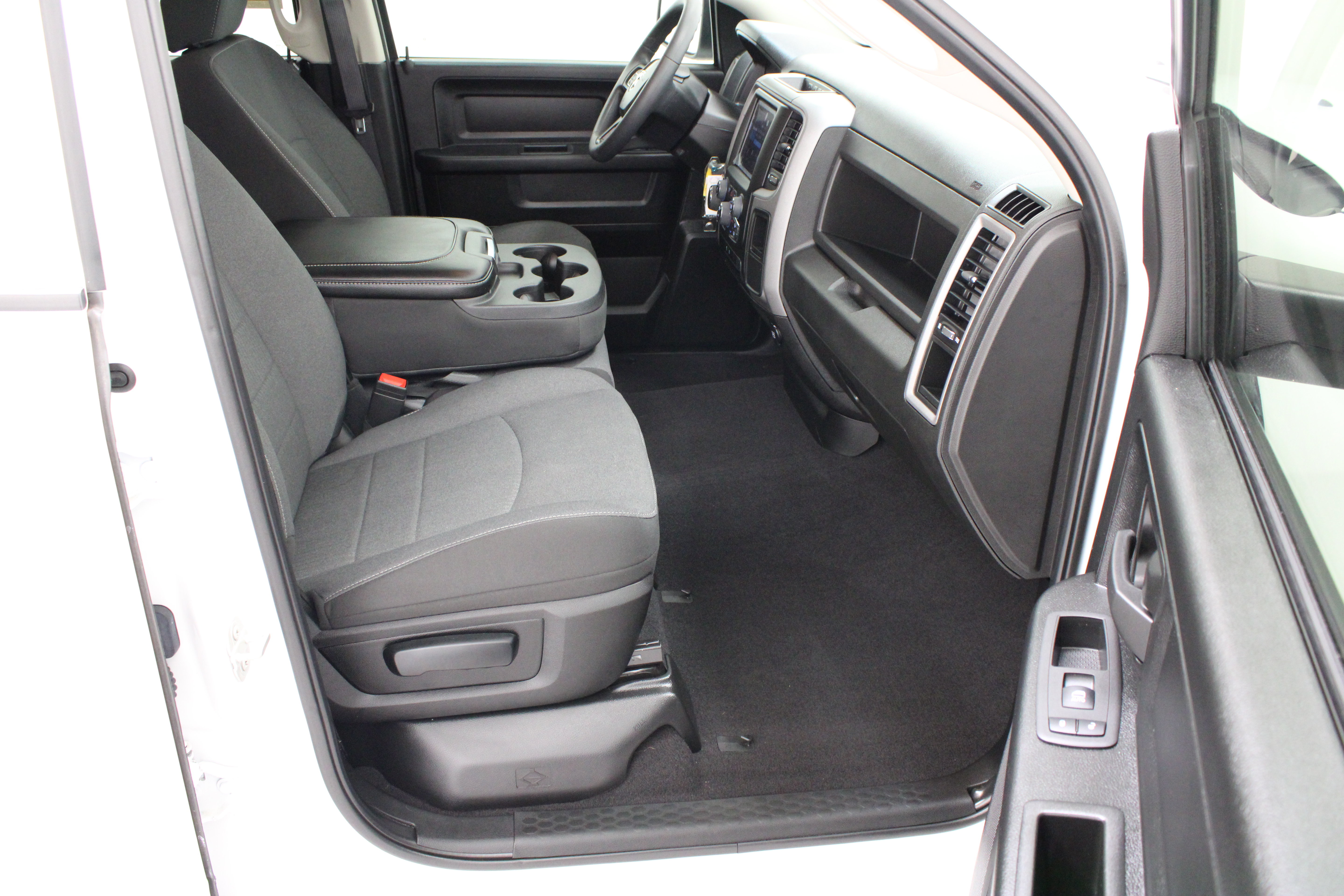 Used 2024 RAM 1500 Tradesman w/ Electronics Group RWD image 34